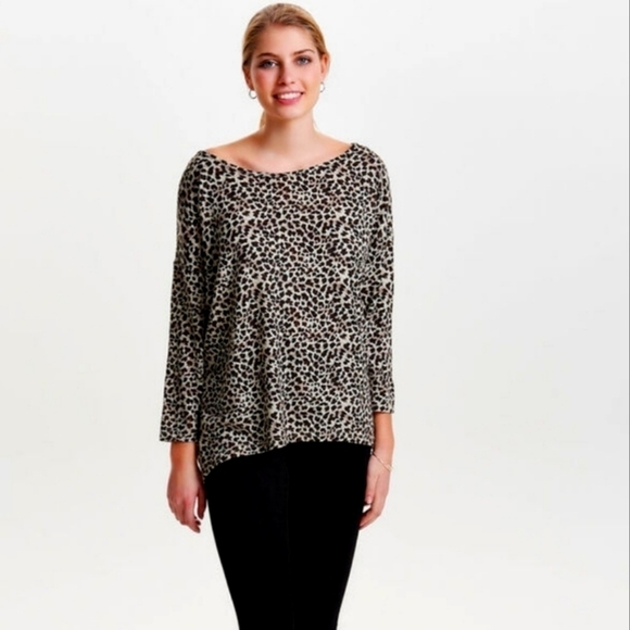 ONLY Animal Print Loose Long Sleeve Top in Blush Pink & Black - Picture 1 of 14